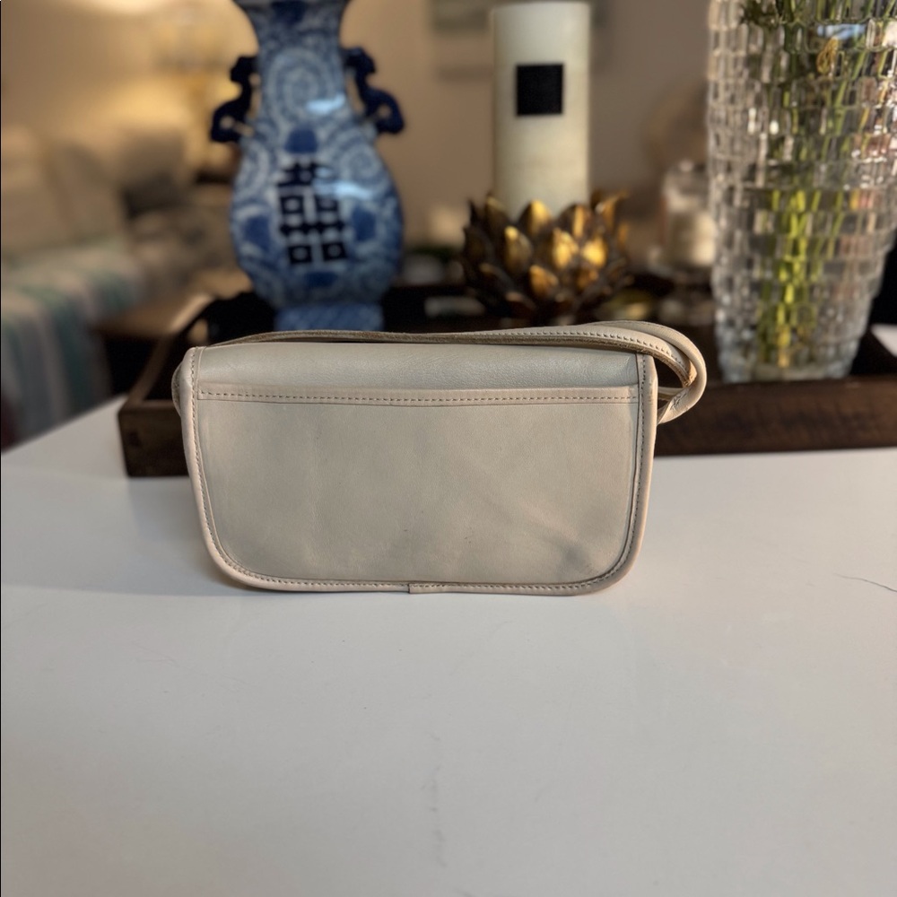 🤍 VINTAGE PARTNERS BY MERVYNS OFF WHITE LEATHER. CROSSBODY BAG! - Picture 5 of 11